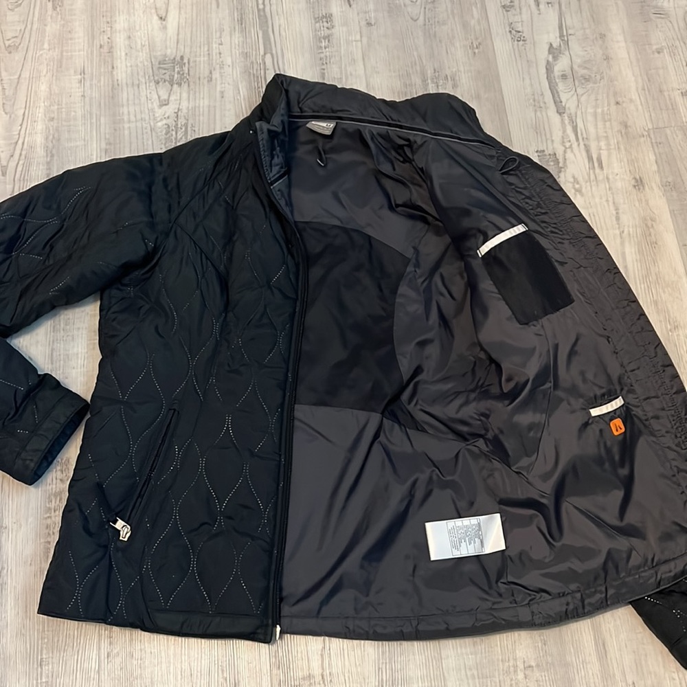 Nike jacket - Picture 3 of 3